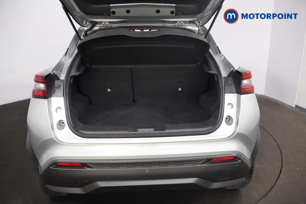 Nissan Juke N-Connecta Automatic Petrol SUV - Stock Number (1557360) - 17th supplementary image