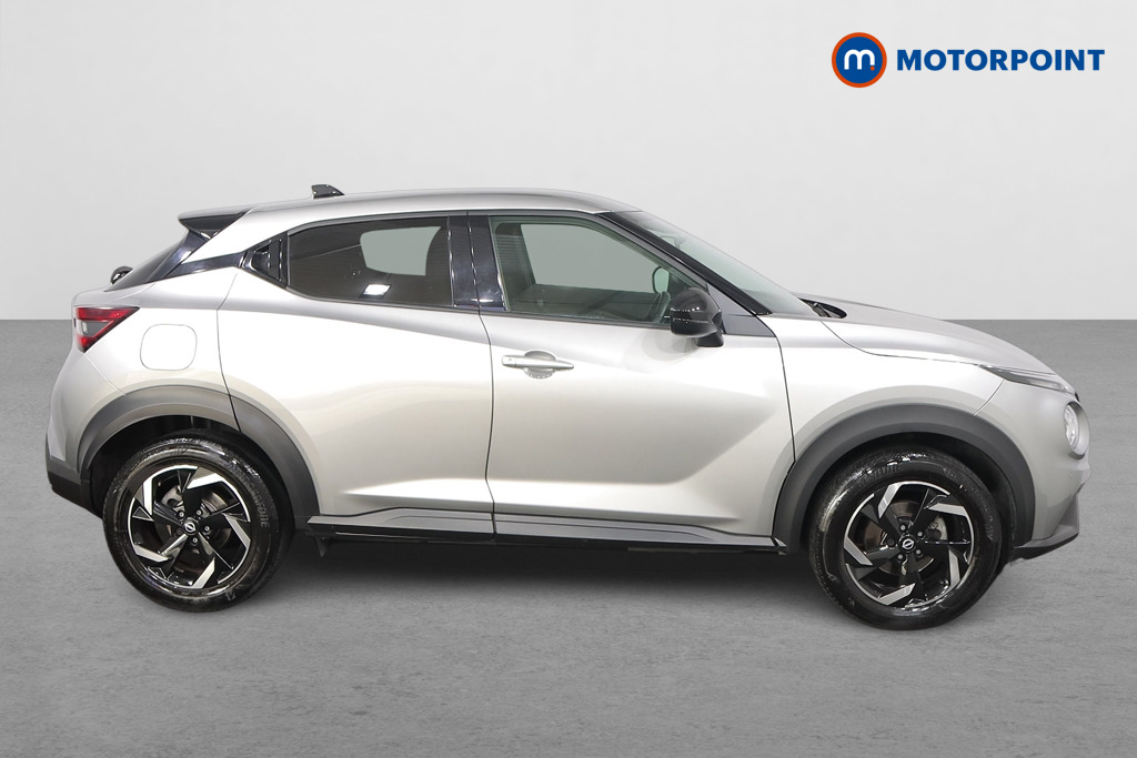 Nissan Juke N-Connecta Automatic Petrol SUV - Stock Number (1557360) - Drivers side