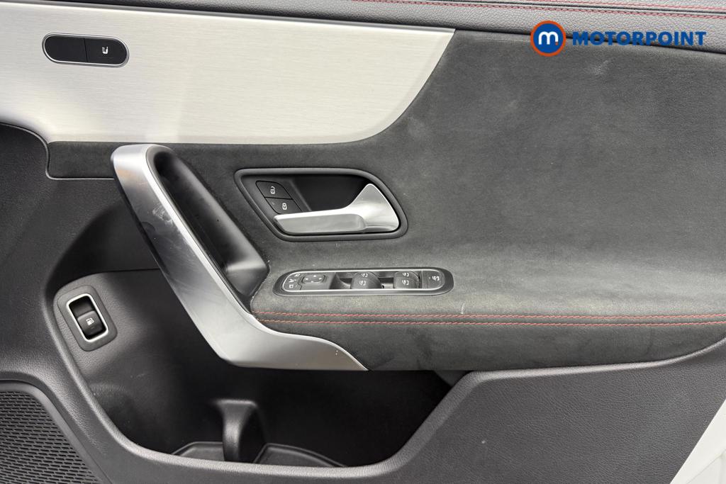Mercedes-Benz CLA Amg Line Automatic Petrol Plug-In Hybrid Estate - Stock Number (1557430) - 18th supplementary image