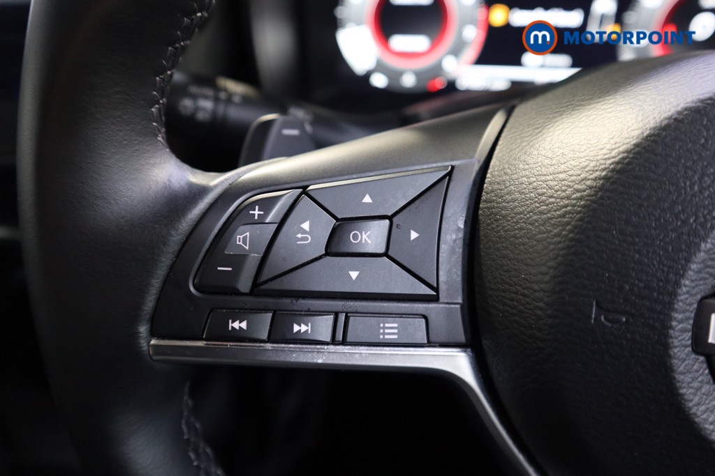 Nissan Juke N-Connecta Automatic Petrol SUV - Stock Number (1558248) - 3rd supplementary image