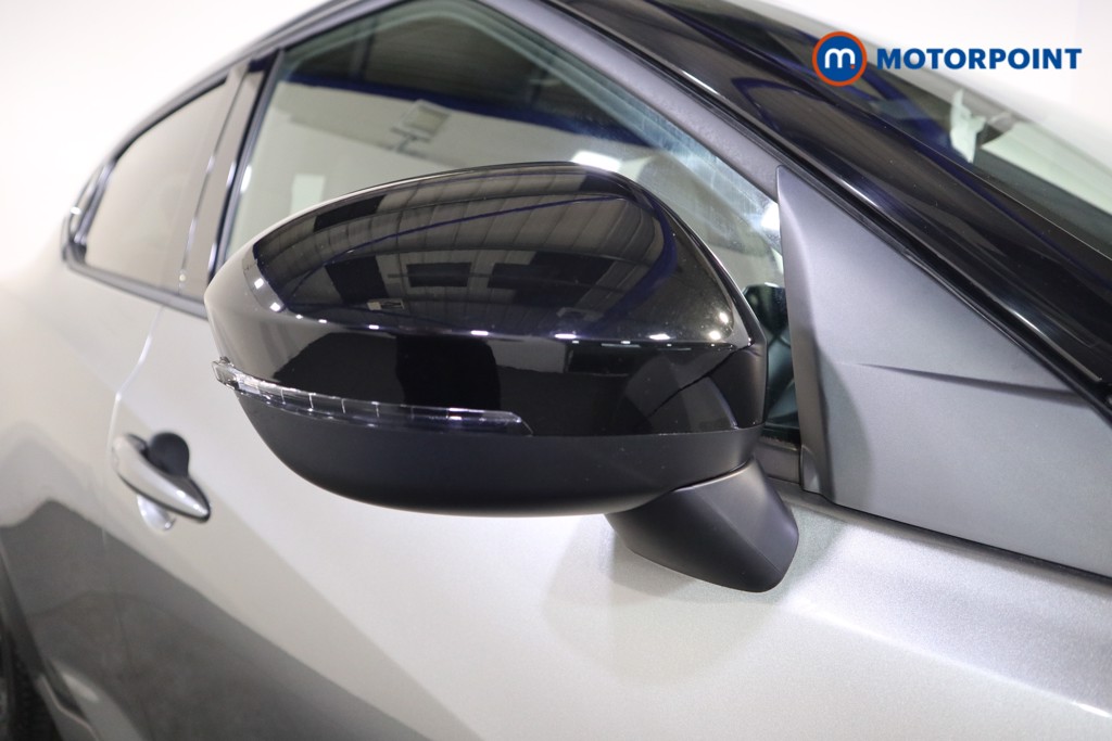 Nissan Juke N-Connecta Automatic Petrol SUV - Stock Number (1558248) - 23rd supplementary image
