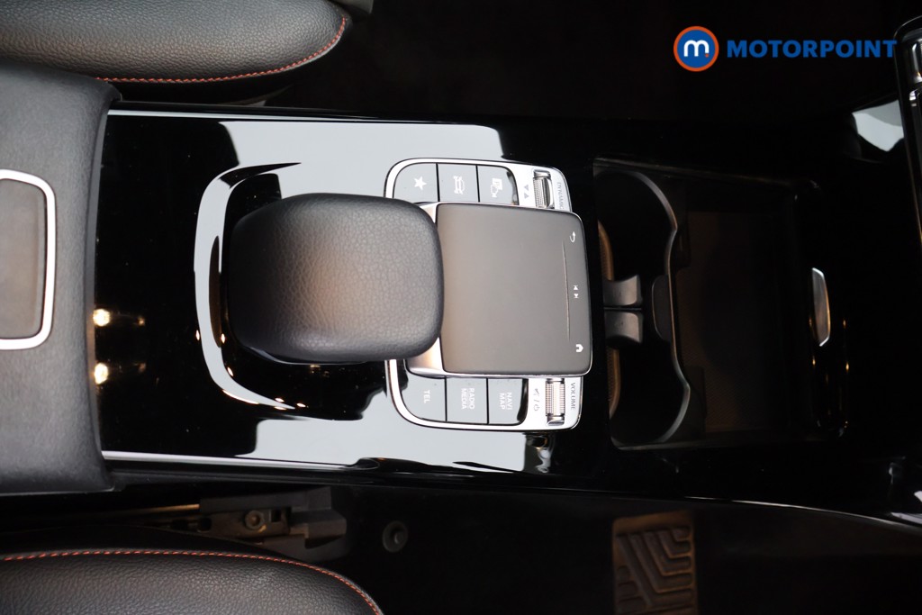 Mercedes-Benz A Class Amg Line Automatic Diesel Hatchback - Stock Number (1558399) - 6th supplementary image