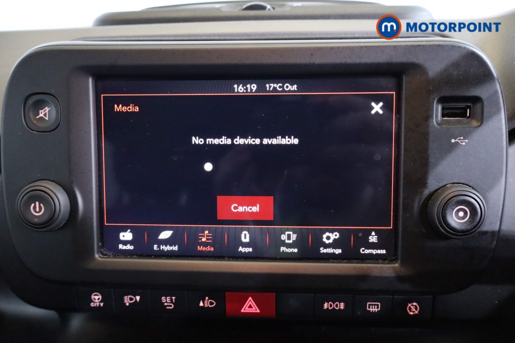 Fiat Panda Sport Manual Petrol-Electric Hybrid Hatchback - Stock Number (1558425) - 6th supplementary image