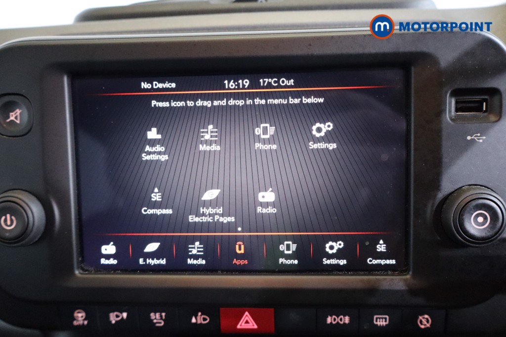 Fiat Panda Sport Manual Petrol-Electric Hybrid Hatchback - Stock Number (1558425) - 7th supplementary image