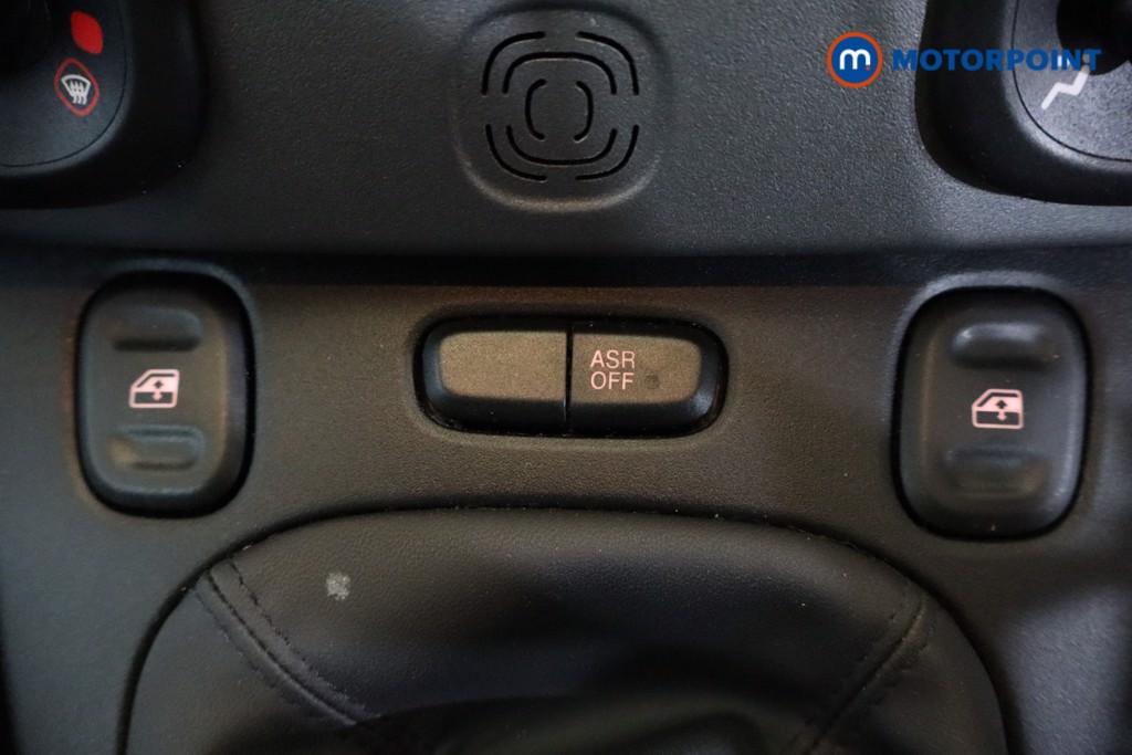 Fiat Panda Sport Manual Petrol-Electric Hybrid Hatchback - Stock Number (1558425) - 17th supplementary image