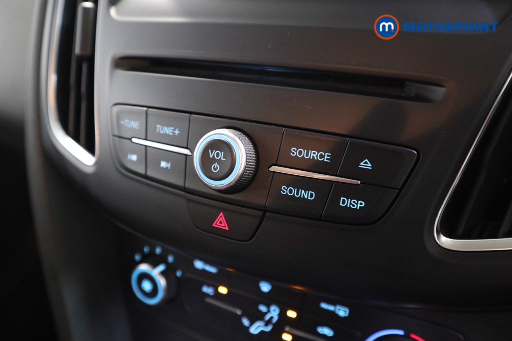 Ford Focus Zetec Manual Diesel Hatchback - Stock Number (1558488) - 7th supplementary image