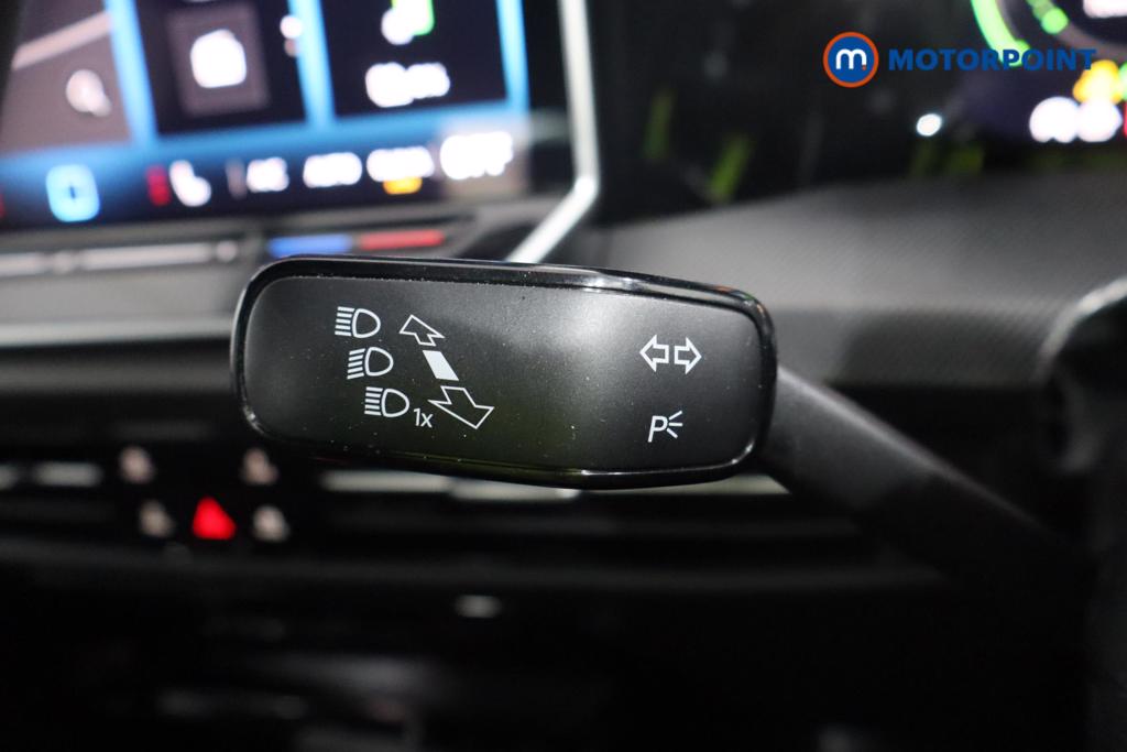 Volkswagen Golf GTE Automatic Petrol Plug-In Hybrid Hatchback - Stock Number (1558833) - 9th supplementary image