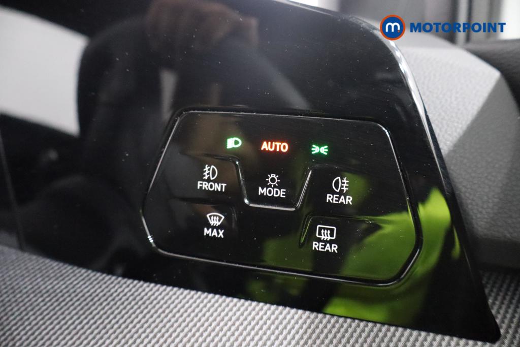 Volkswagen Golf GTE Automatic Petrol Plug-In Hybrid Hatchback - Stock Number (1558833) - 11th supplementary image