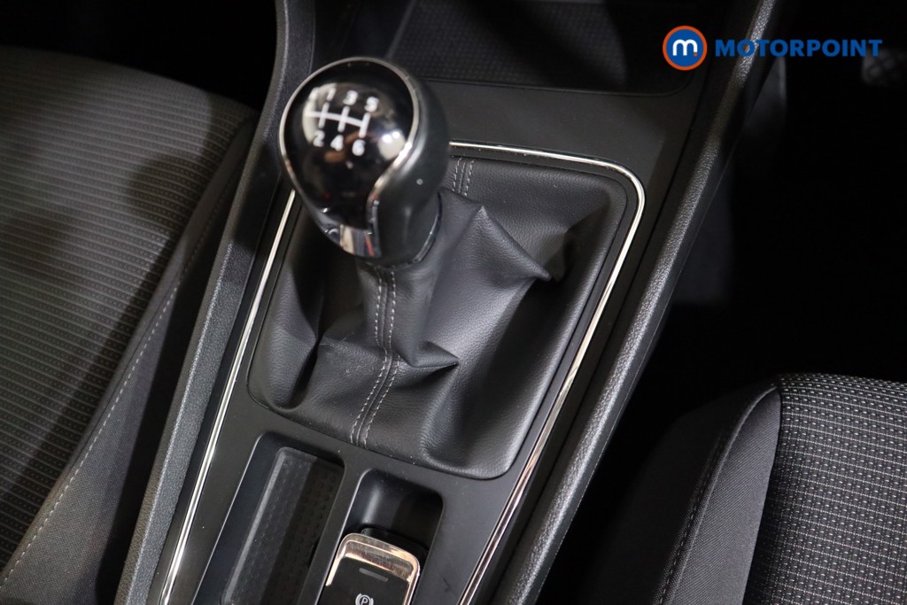 Seat Leon Se Dynamic Manual Petrol Hatchback - Stock Number (1559008) - 8th supplementary image