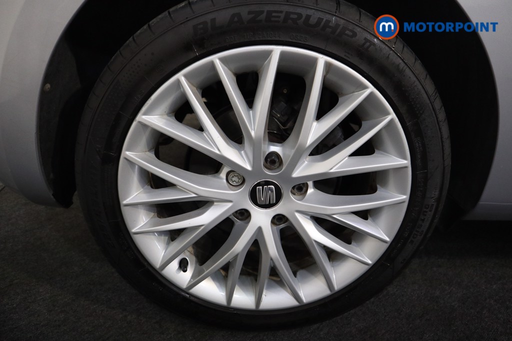 Seat Leon Se Dynamic Manual Petrol Hatchback - Stock Number (1559008) - 15th supplementary image