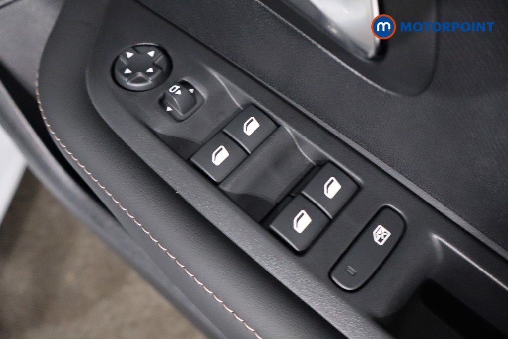 Peugeot 208 Allure Automatic Petrol-Electric Hybrid Hatchback - Stock Number (1559386) - 24th supplementary image