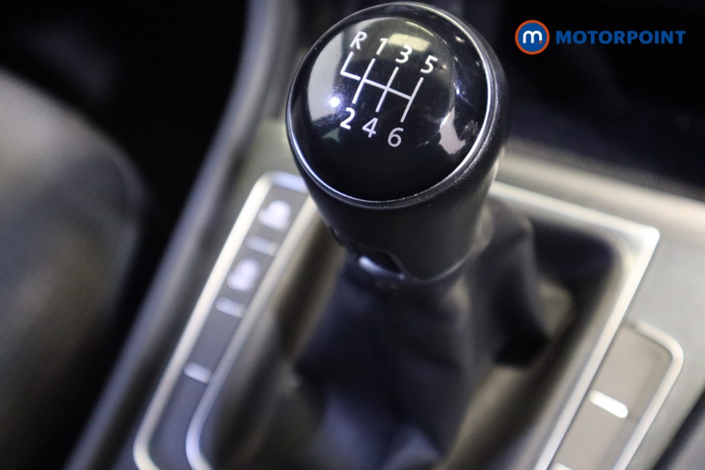 Volkswagen Golf Match Edition Manual Petrol Hatchback - Stock Number (1559996) - 5th supplementary image