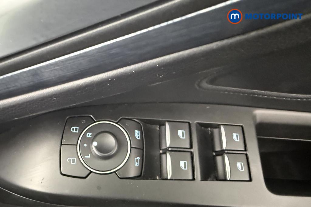 Ford Focus Active Manual Petrol Hatchback - Stock Number (1560284) - 19th supplementary image