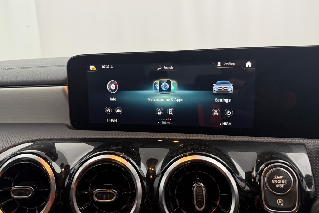 Mercedes-Benz CLA Amg Line Automatic Petrol Coupe - Stock Number (1560328) - 8th supplementary image