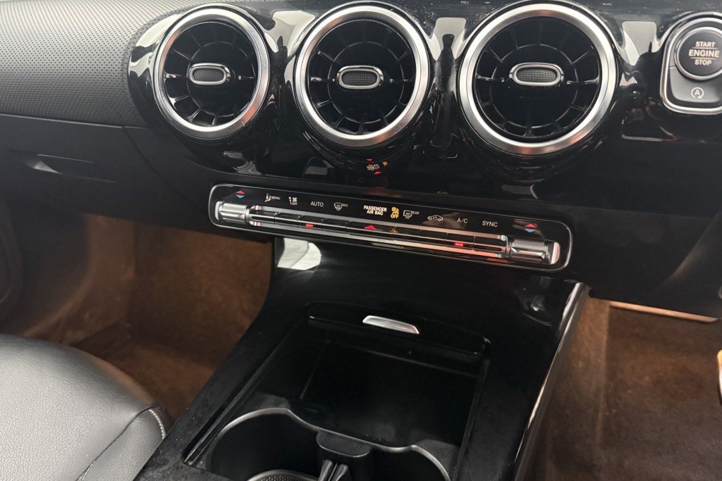 Mercedes-Benz CLA Amg Line Automatic Petrol Coupe - Stock Number (1560328) - 10th supplementary image