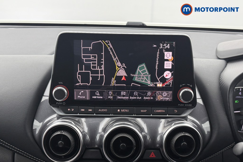 Nissan Juke N-Connecta Automatic Petrol SUV - Stock Number (1560429) - 2nd supplementary image