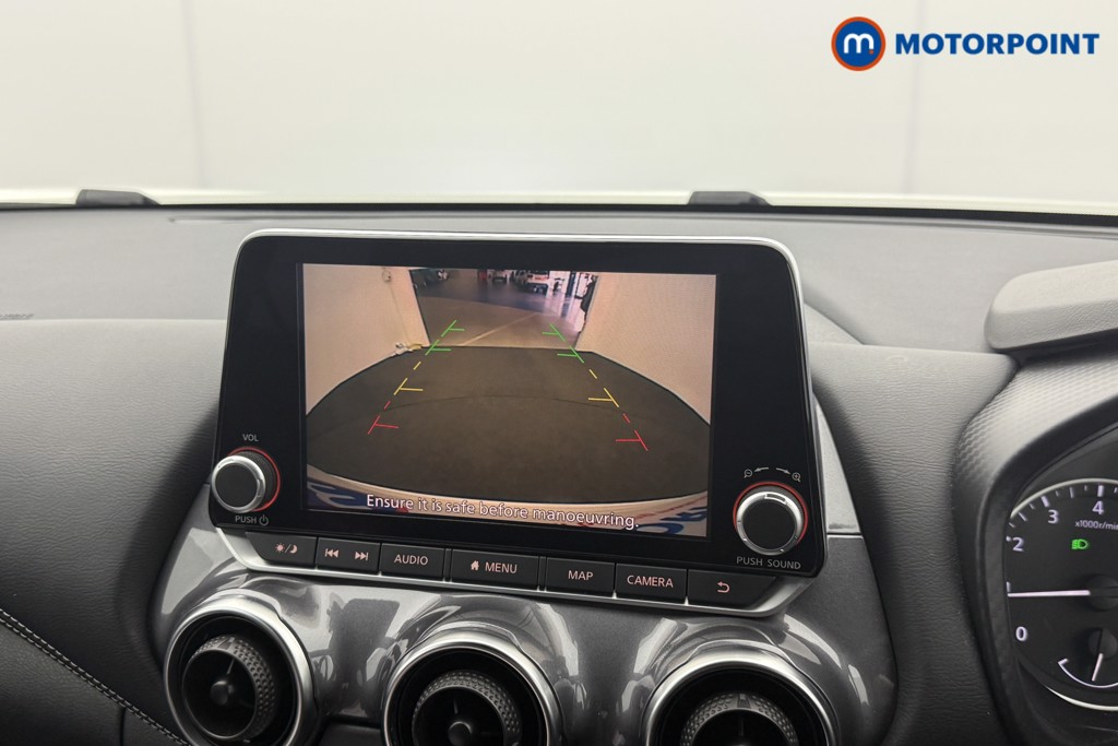 Nissan Juke N-Connecta Automatic Petrol SUV - Stock Number (1560429) - 13th supplementary image