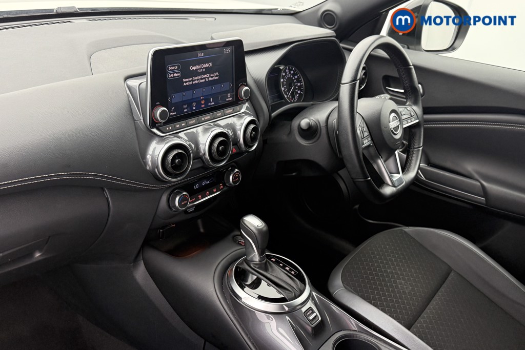 Nissan Juke N-Connecta Automatic Petrol SUV - Stock Number (1560429) - 18th supplementary image
