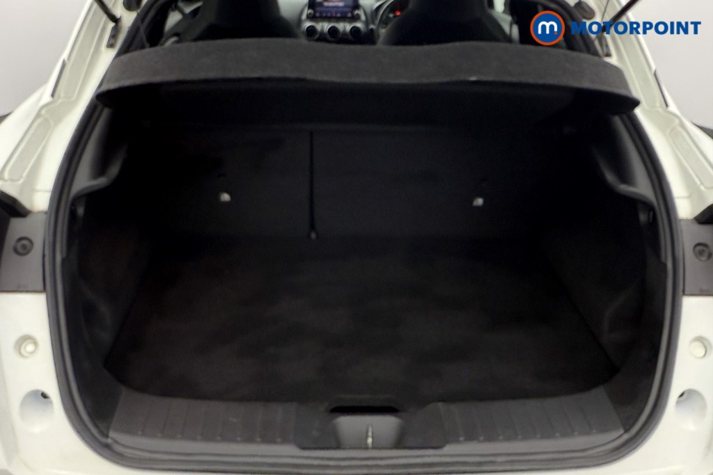 Nissan Juke N-Connecta Automatic Petrol SUV - Stock Number (1560429) - 24th supplementary image