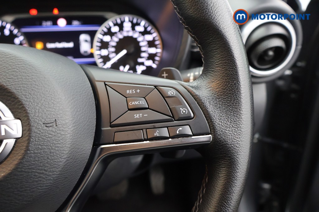 Nissan Juke N-Connecta Automatic Petrol SUV - Stock Number (1560437) - 3rd supplementary image