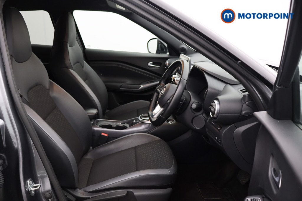 Nissan Juke N-Connecta Automatic Petrol SUV - Stock Number (1560437) - 11th supplementary image