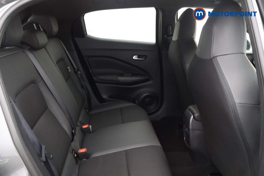 Nissan Juke N-Connecta Automatic Petrol SUV - Stock Number (1560437) - 12th supplementary image