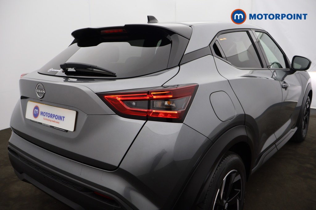 Nissan Juke N-Connecta Automatic Petrol SUV - Stock Number (1560437) - 16th supplementary image