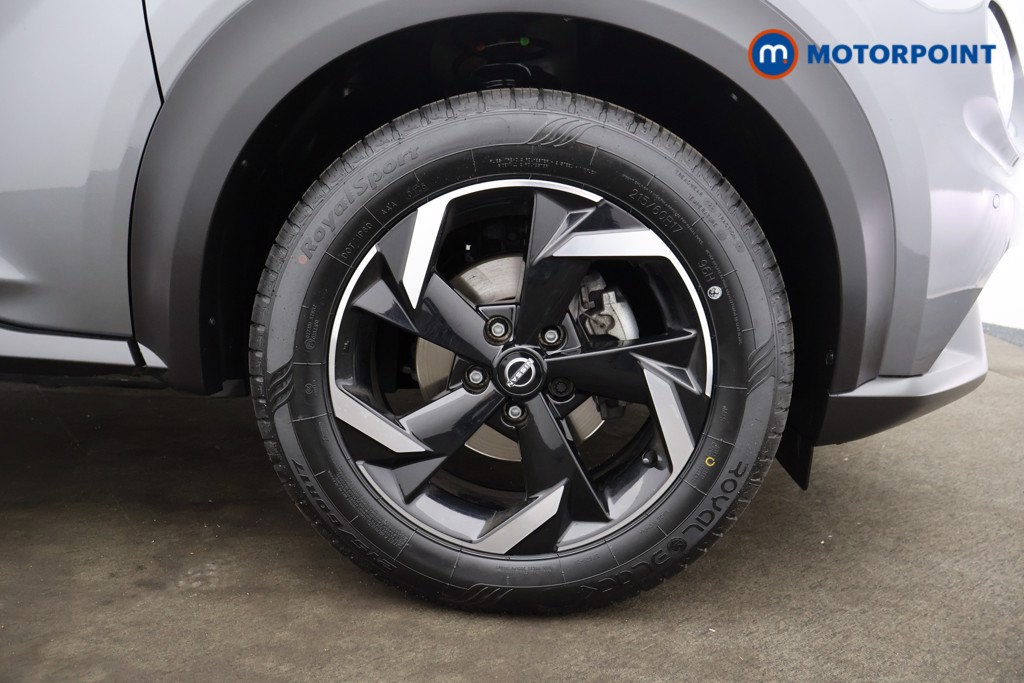 Nissan Juke N-Connecta Automatic Petrol SUV - Stock Number (1560437) - 18th supplementary image
