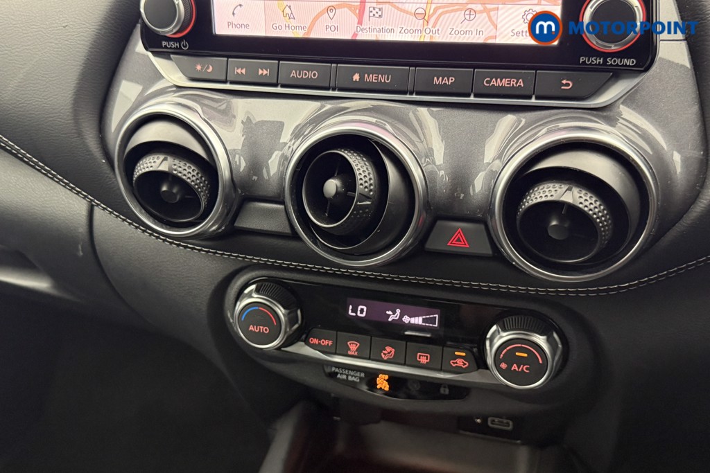 Nissan Juke N-Connecta Automatic Petrol SUV - Stock Number (1560438) - 4th supplementary image