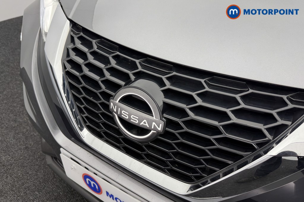 Nissan Juke N-Connecta Automatic Petrol SUV - Stock Number (1560438) - 17th supplementary image