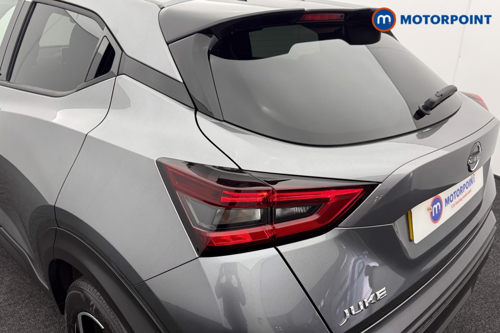 Nissan Juke N-Connecta Automatic Petrol SUV - Stock Number (1560438) - 21st supplementary image