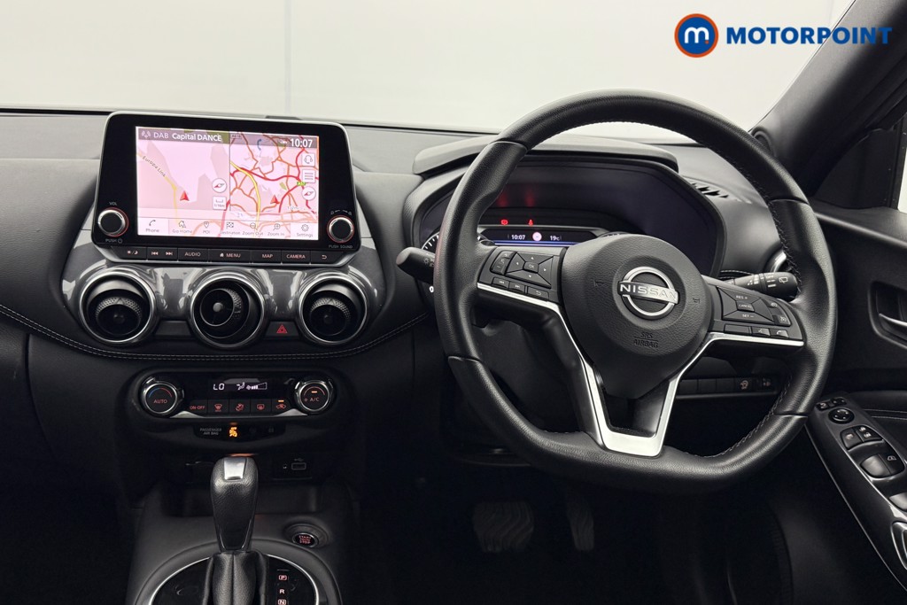 Nissan Juke N-Connecta Automatic Petrol SUV - Stock Number (1560438) - 1st supplementary image