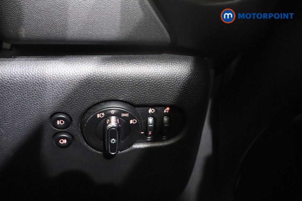 Mini Hatchback Cooper S Sport Manual Petrol Hatchback - Stock Number (1560464) - 11th supplementary image