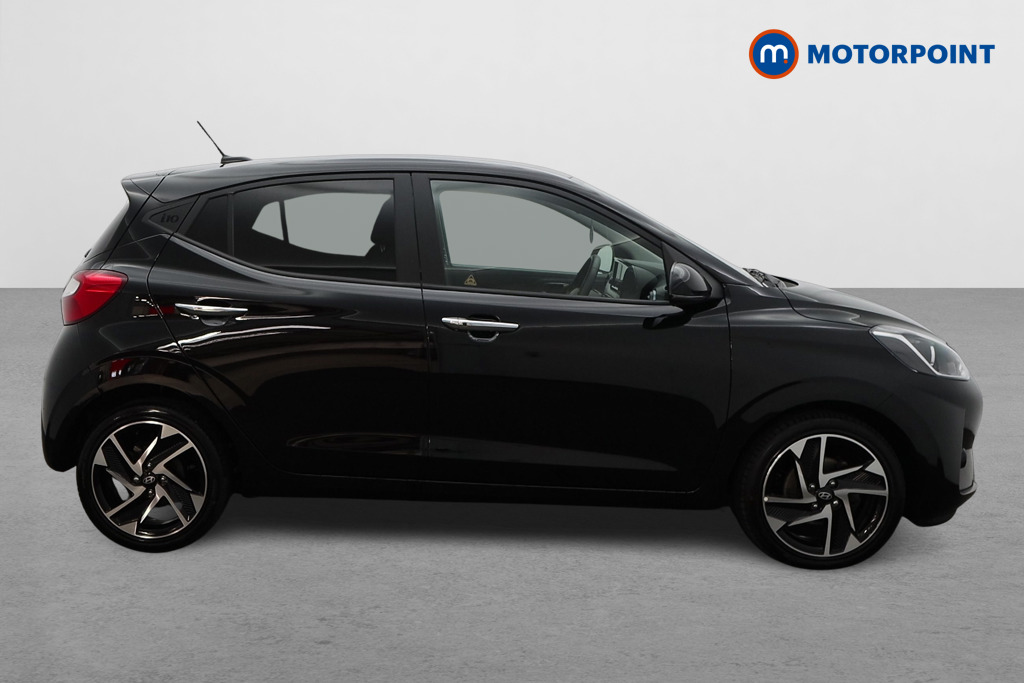 Hyundai I10 Premium Automatic Petrol Hatchback - Stock Number (1560936) - Drivers side