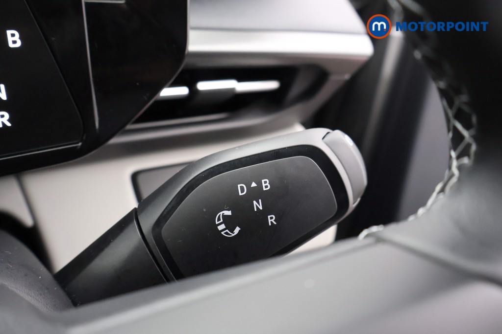 Ford Explorer Select Automatic Electric SUV - Stock Number (1561358) - 5th supplementary image
