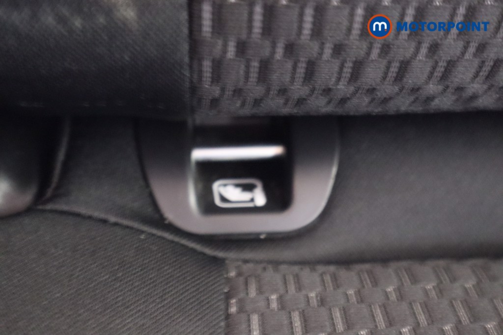 Suzuki Ignis Sz-T Automatic Petrol-Electric Hybrid SUV - Stock Number (1561640) - 24th supplementary image