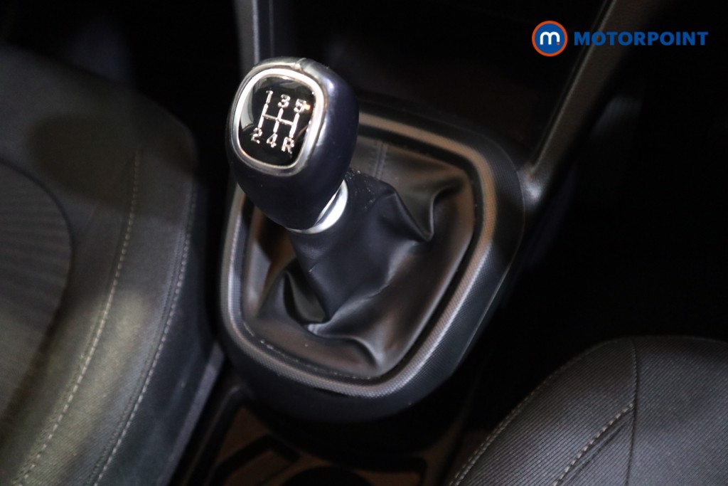Hyundai I10 Play Manual Petrol Hatchback - Stock Number (1561759) - 8th supplementary image