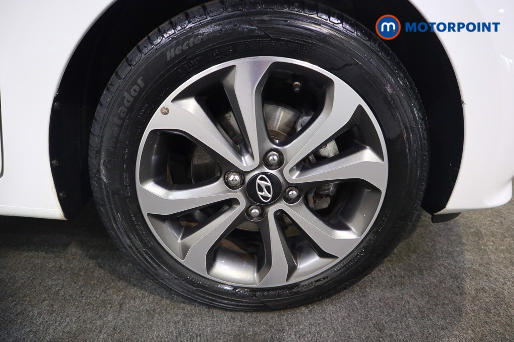 Hyundai I10 Play Manual Petrol Hatchback - Stock Number (1561759) - 15th supplementary image