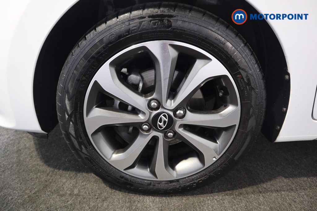 Hyundai I10 Play Manual Petrol Hatchback - Stock Number (1561759) - 16th supplementary image