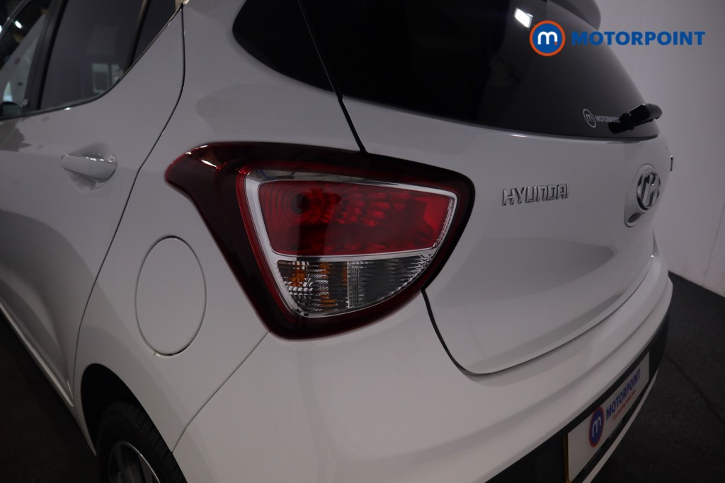 Hyundai I10 Play Manual Petrol Hatchback - Stock Number (1561759) - 18th supplementary image