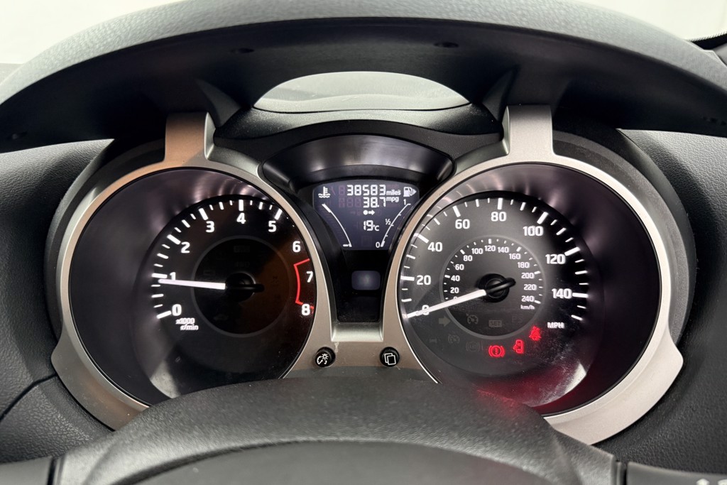 Nissan Juke Acenta Manual Petrol SUV - Stock Number (1561787) - 5th supplementary image