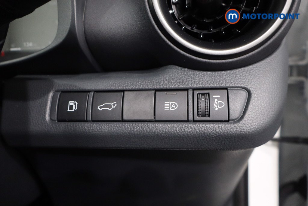 Toyota C-Hr Design Automatic Petrol-Electric Hybrid SUV - Stock Number (1561811) - 21st supplementary image