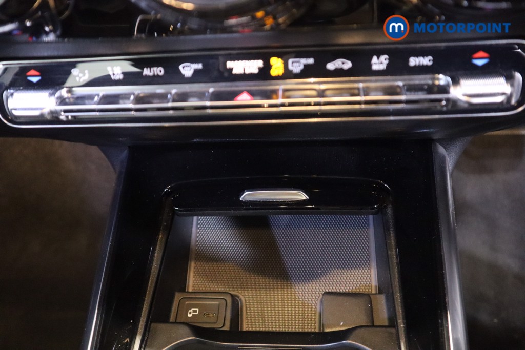 Mercedes-Benz B Class Sport Automatic Diesel Hatchback - Stock Number (1561844) - 21st supplementary image