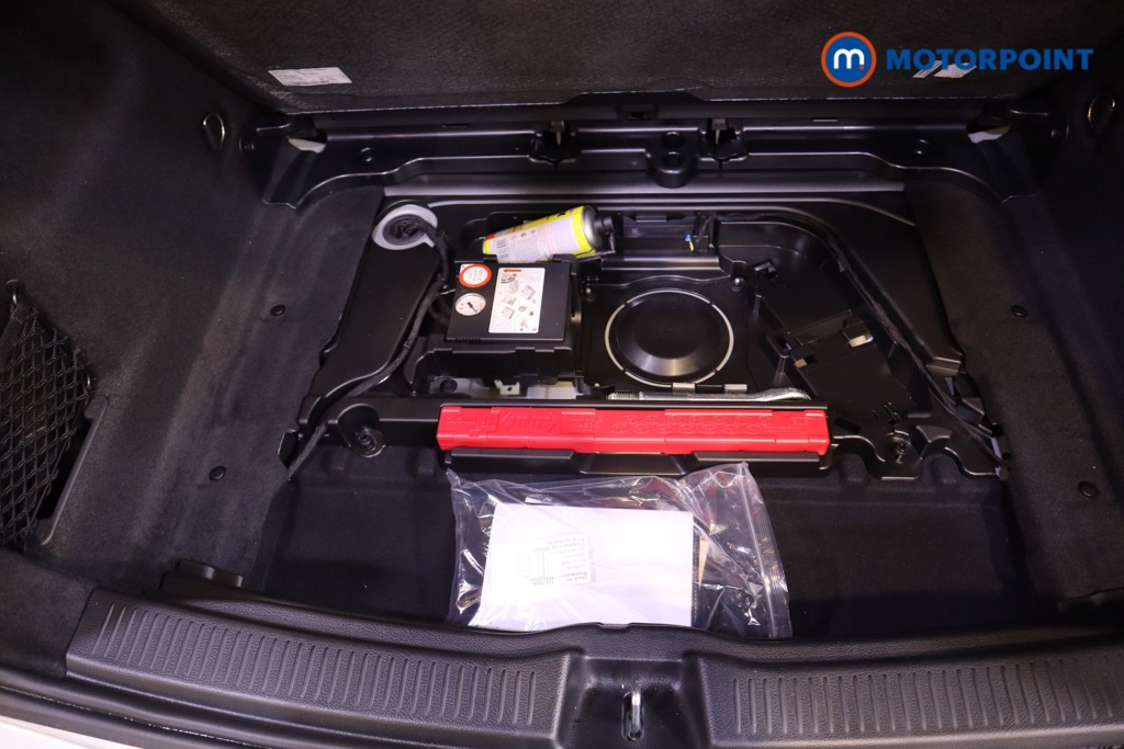 Mercedes-Benz B Class Sport Automatic Diesel Hatchback - Stock Number (1561844) - 29th supplementary image