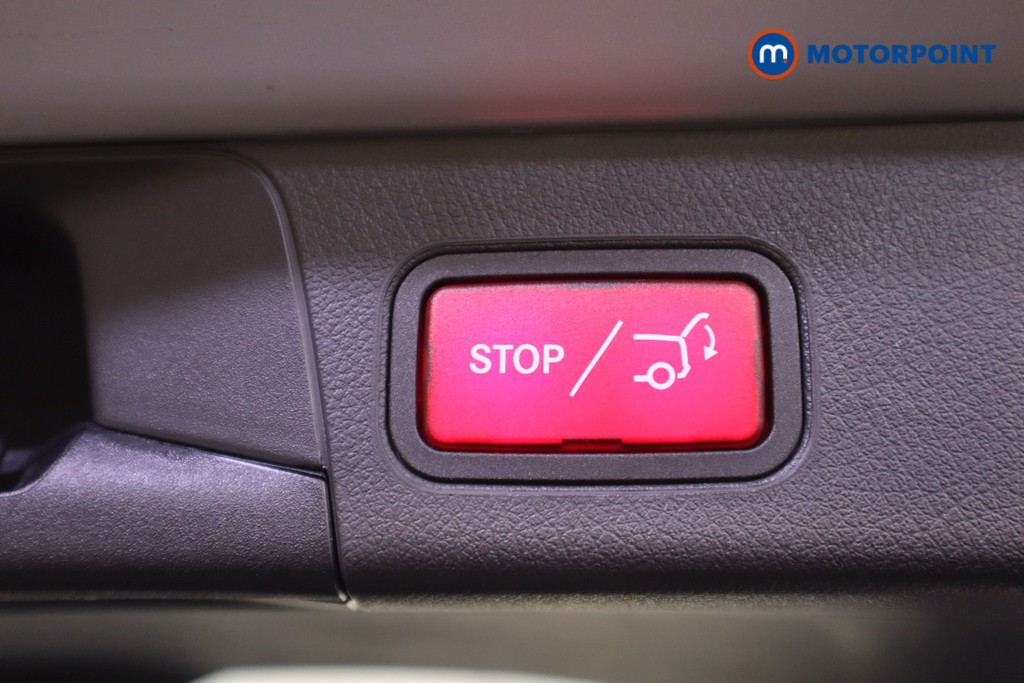 Mercedes-Benz B Class Sport Automatic Diesel Hatchback - Stock Number (1561844) - 30th supplementary image