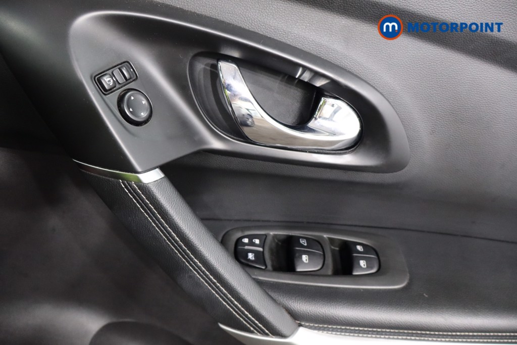 Renault Kadjar Signature Nav Manual Petrol SUV - Stock Number (1562232) - 19th supplementary image