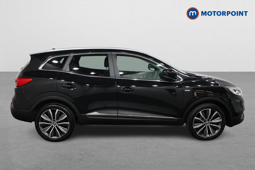 Renault Kadjar Signature Nav Manual Petrol SUV - Stock Number (1562232) - Drivers side