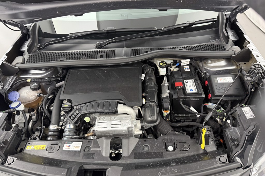 Peugeot 2008 Allure Manual Petrol SUV - Stock Number (1562299) - 27th supplementary image