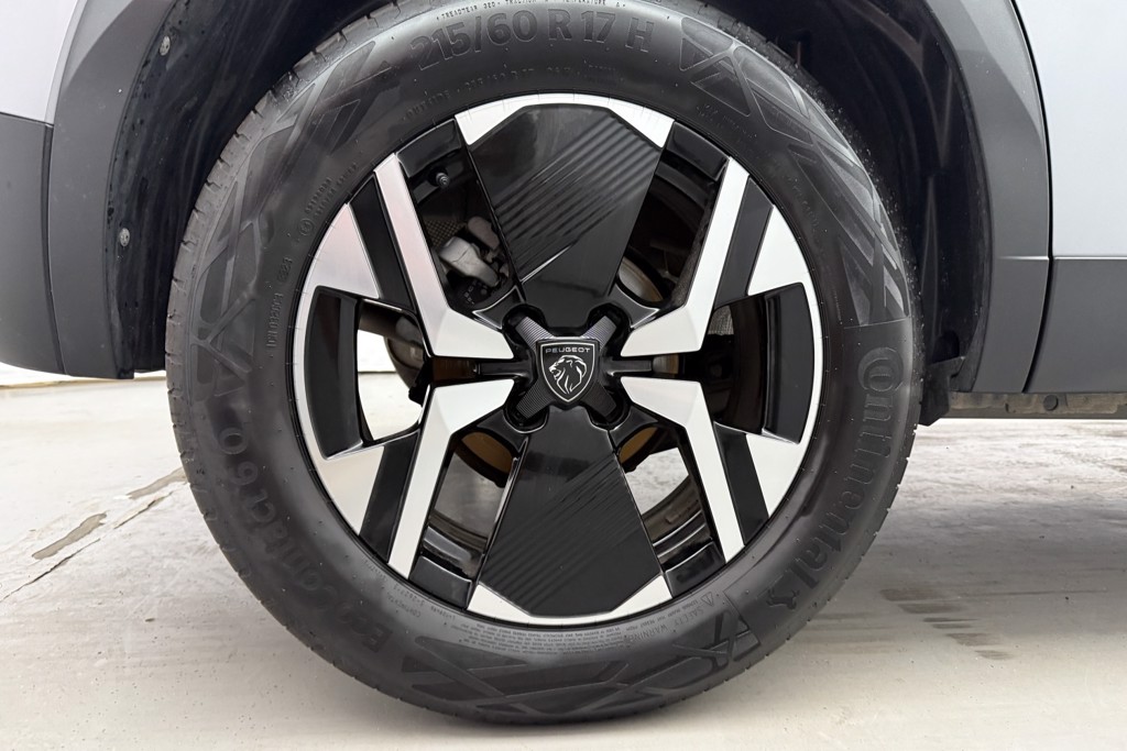 Peugeot 2008 Allure Manual Petrol SUV - Stock Number (1562299) - 30th supplementary image