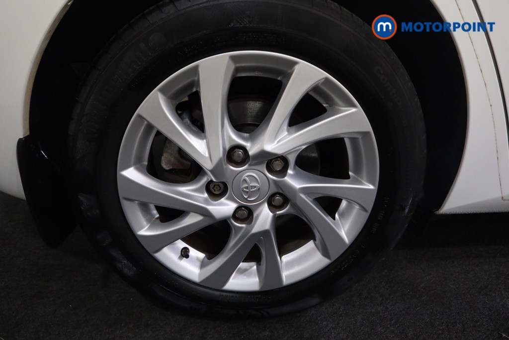 Toyota Auris Icon Tech Automatic Petrol Hatchback - Stock Number (1562395) - 14th supplementary image